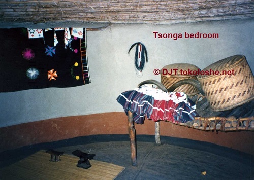 Shangana-Tsonga bedroom  (c) DJT